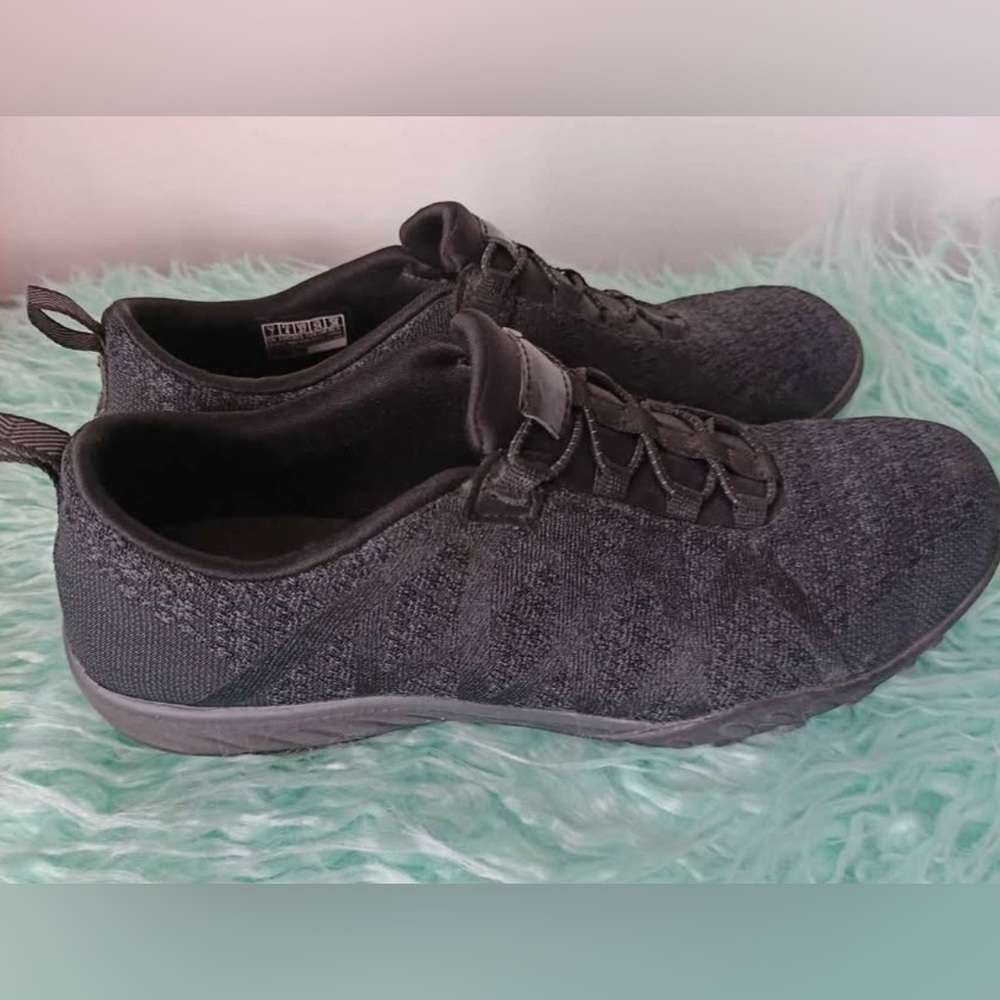 Skechers Women’s Black Athletic Shoes